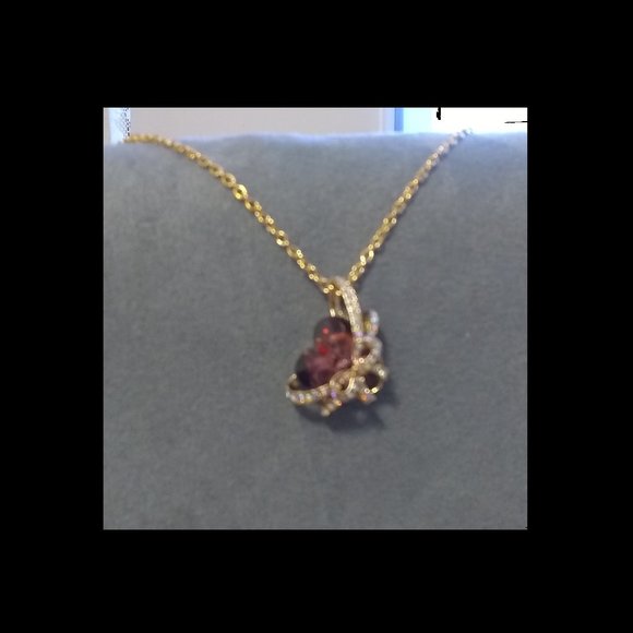 new Heart Bling Necklace - Picture 2 of 3